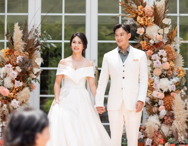 威廉甜娶卓君泽 收阿纬逾万红包