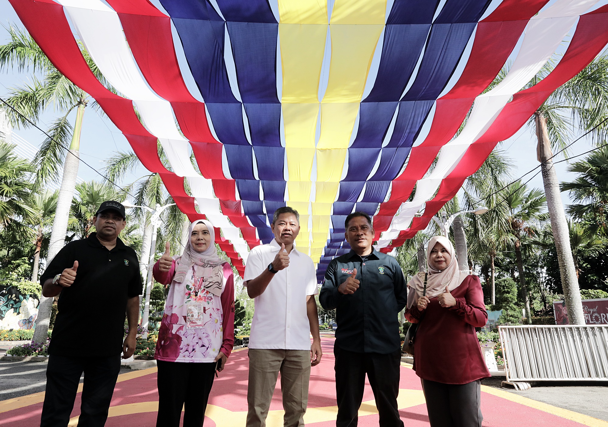 封面-大都会-布城皇家花卉展 11图