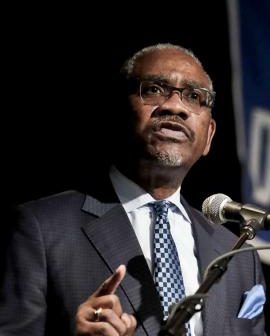 佩洛西明早访马行程