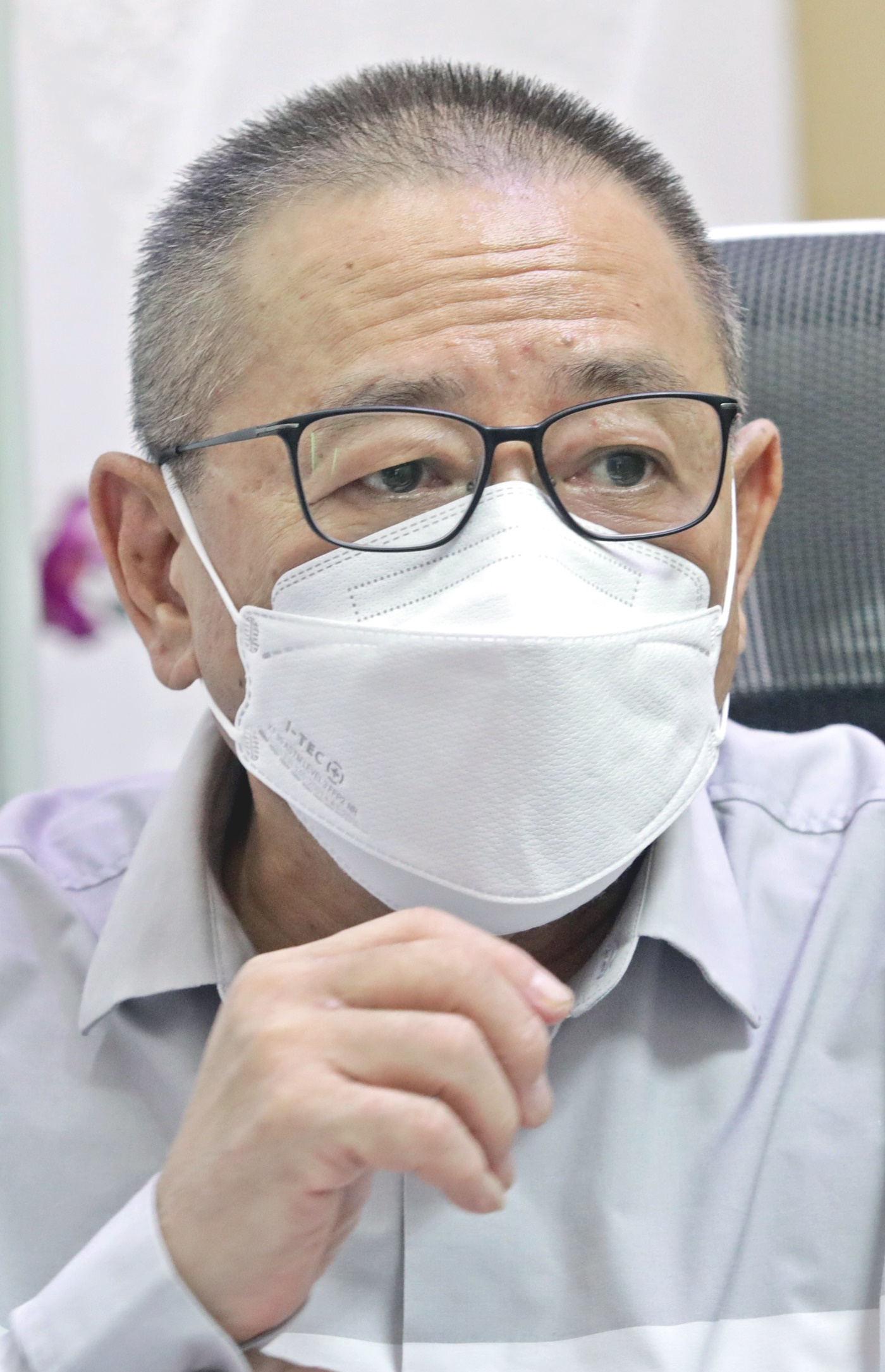 封面//雪隆商区未见辉煌条纹飘扬 国庆气氛热不起来