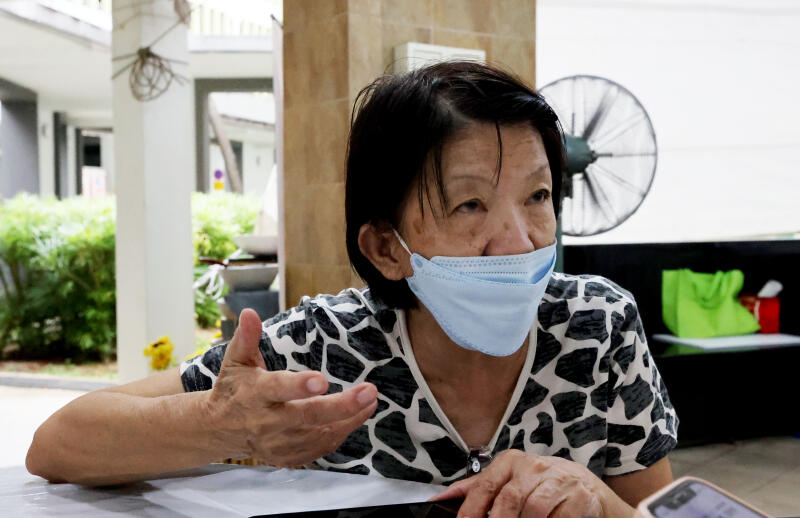 **已签发**柔:狮城二三事:头条:夫病逝独子骤逝,七旬女清洁工:一个人也要好好过