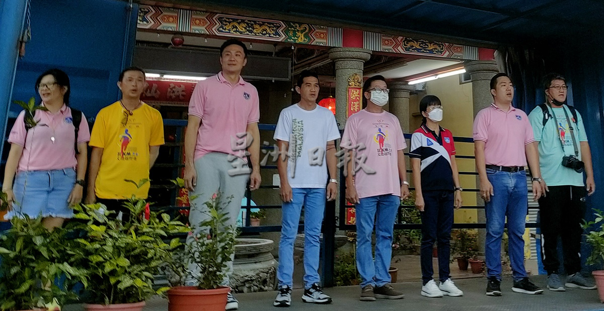 **已签发**柔：第二版头条：沙威义跑活动，张念群勇夺女子公开赛第四名