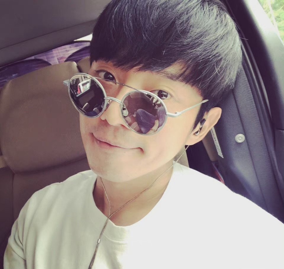 张栋樑真赴《星星的约会》! 隔离发图IP泄行踪