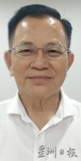 必下//霹：社团头／育才校友会新届理事新上任新目标 期望校友回来变会员