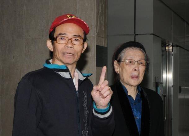 怒控母遭喂药神智不清 梅启明报警称梅妈遭禁锢