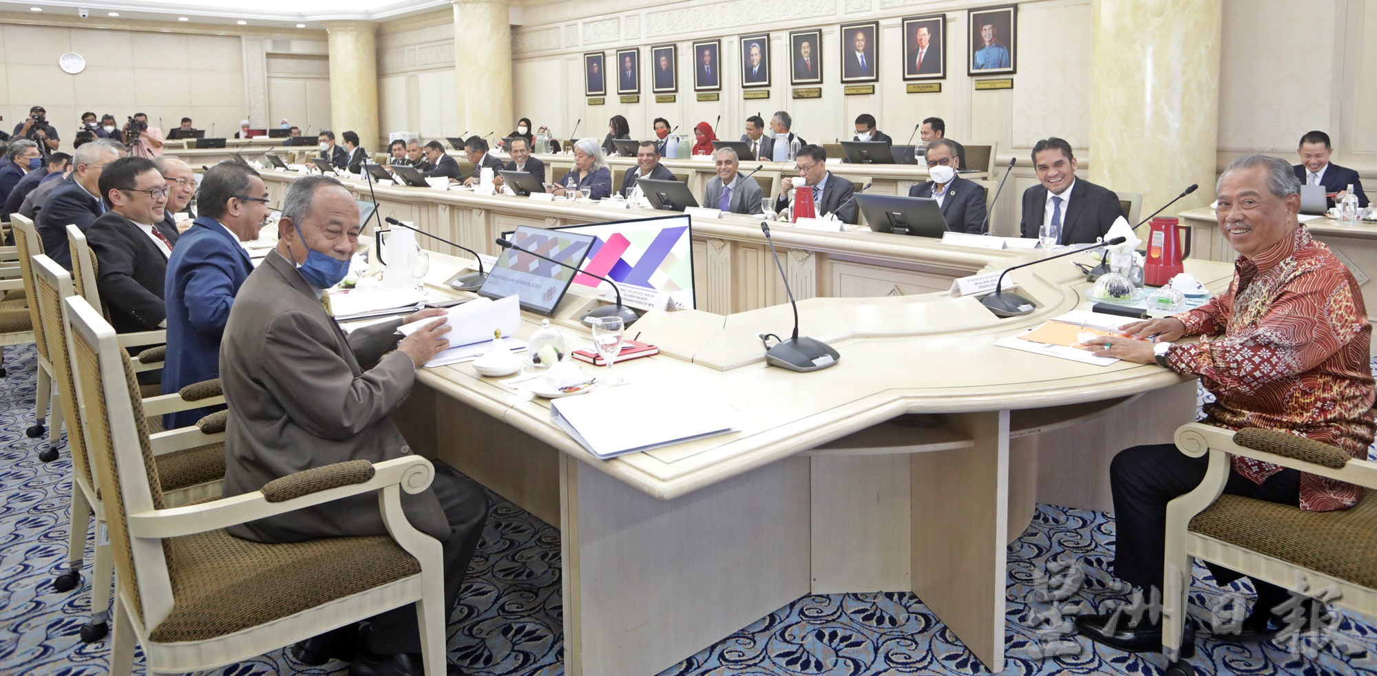 慕尤丁∕建议取消戴口罩