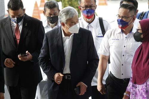 扎希完成自辩 辩方预料传召40名证人