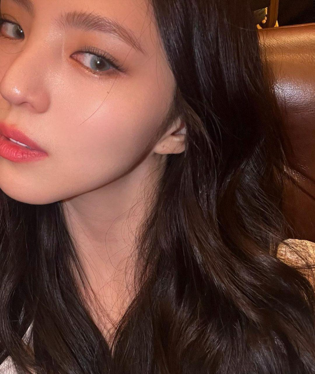  拍动作戏出意外 “最强小三”韩韶禧脸部受伤急送医	