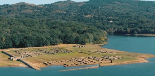 拼盘 数图 未签 欧洲干旱 古罗马千年军营重见天日 场面壮观