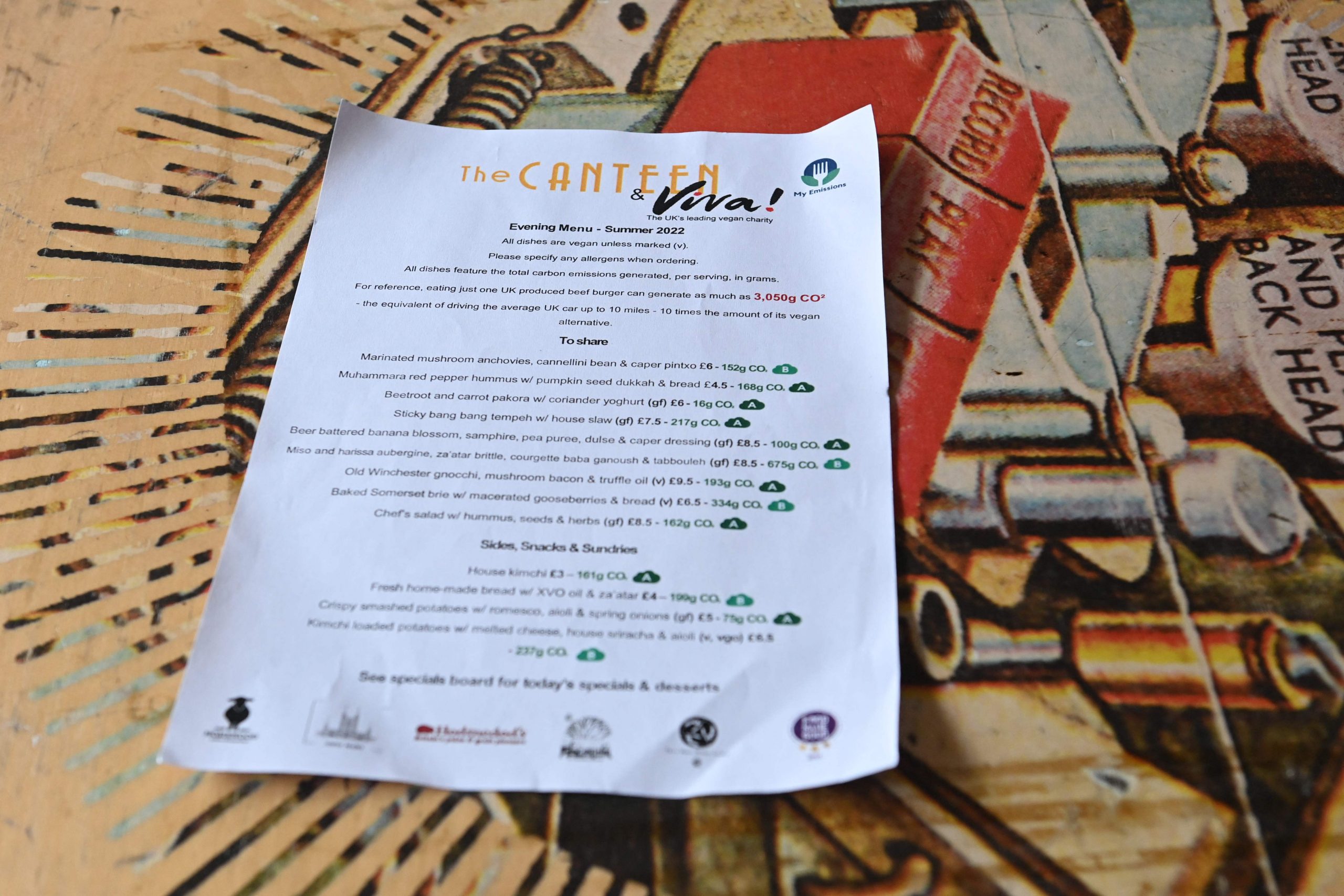 拼盘 绿量无穷/英餐厅菜单上列出碳足迹 鼓励食客一同减碳