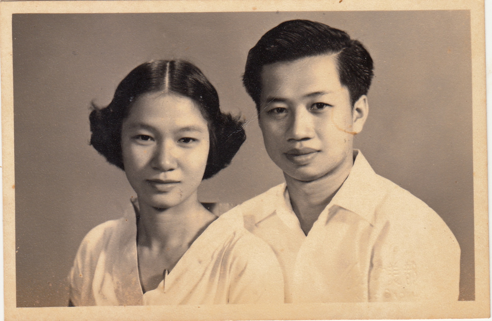 守护华族的根是承诺一生的誓言