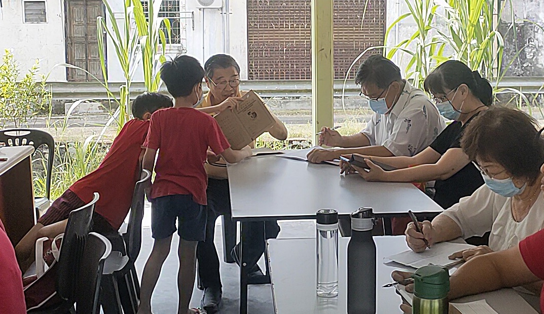 有故事的人(8月9日刊):杨国华:我爱国语,我教国语