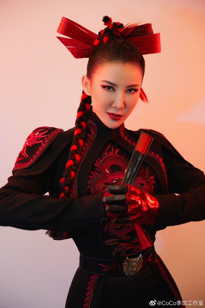 李玟高调认领“武汉女儿” 中国网民反酸:你美国人欸!