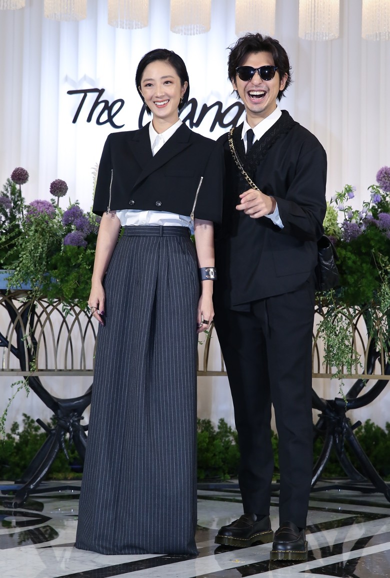 杨祐宁补办婚宴    放话拚生“橄榄球队”