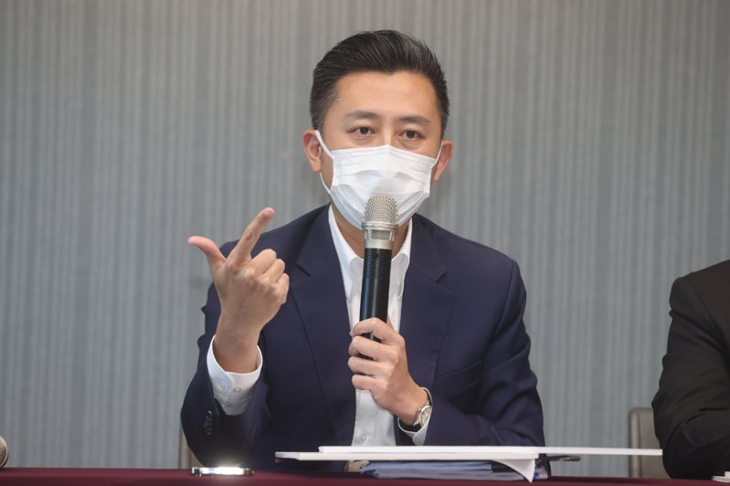 林智坚涉抄袭论文退选桃园市长 郑运鹏接棒