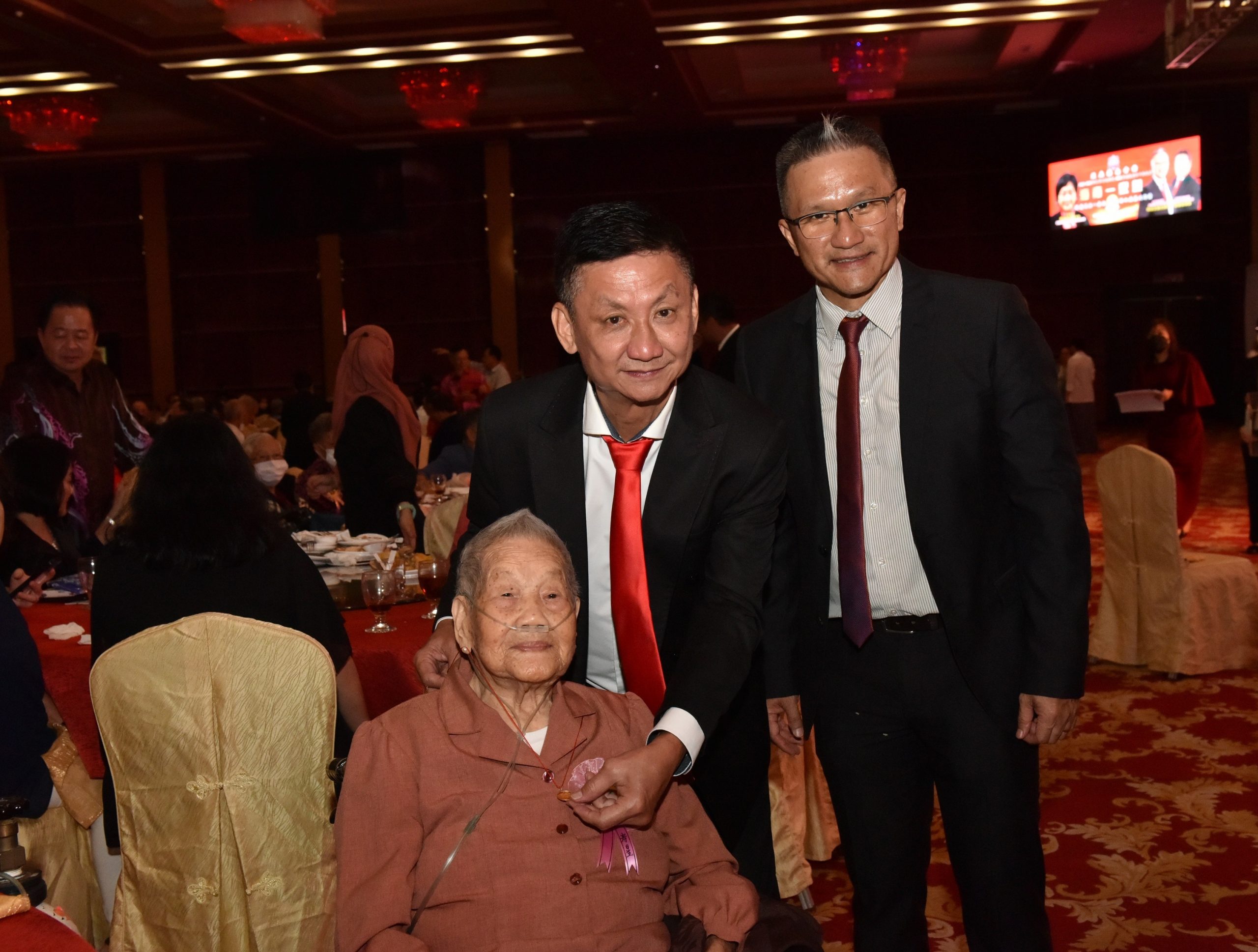 林秋雅：各国应跨越分歧 共同战胜疫情实现经济复苏