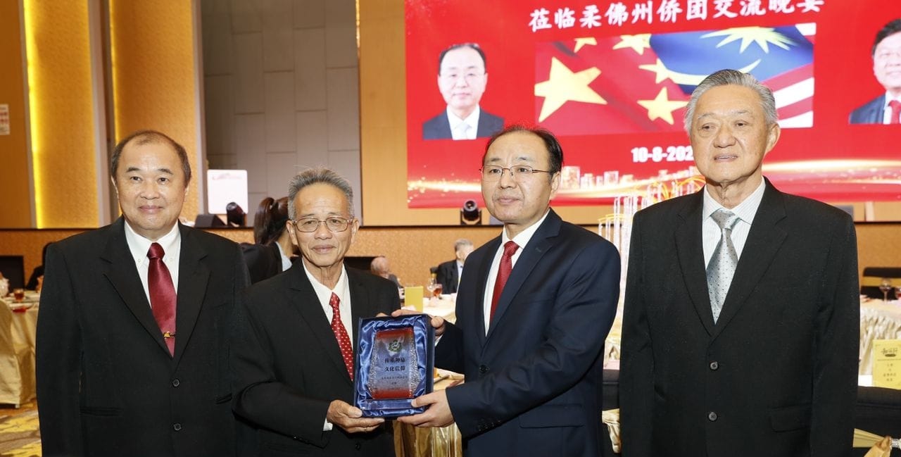 柔：文告：提升马中信仰文化传承互动 张锦昌吁欧阳玉靖助搭建通路