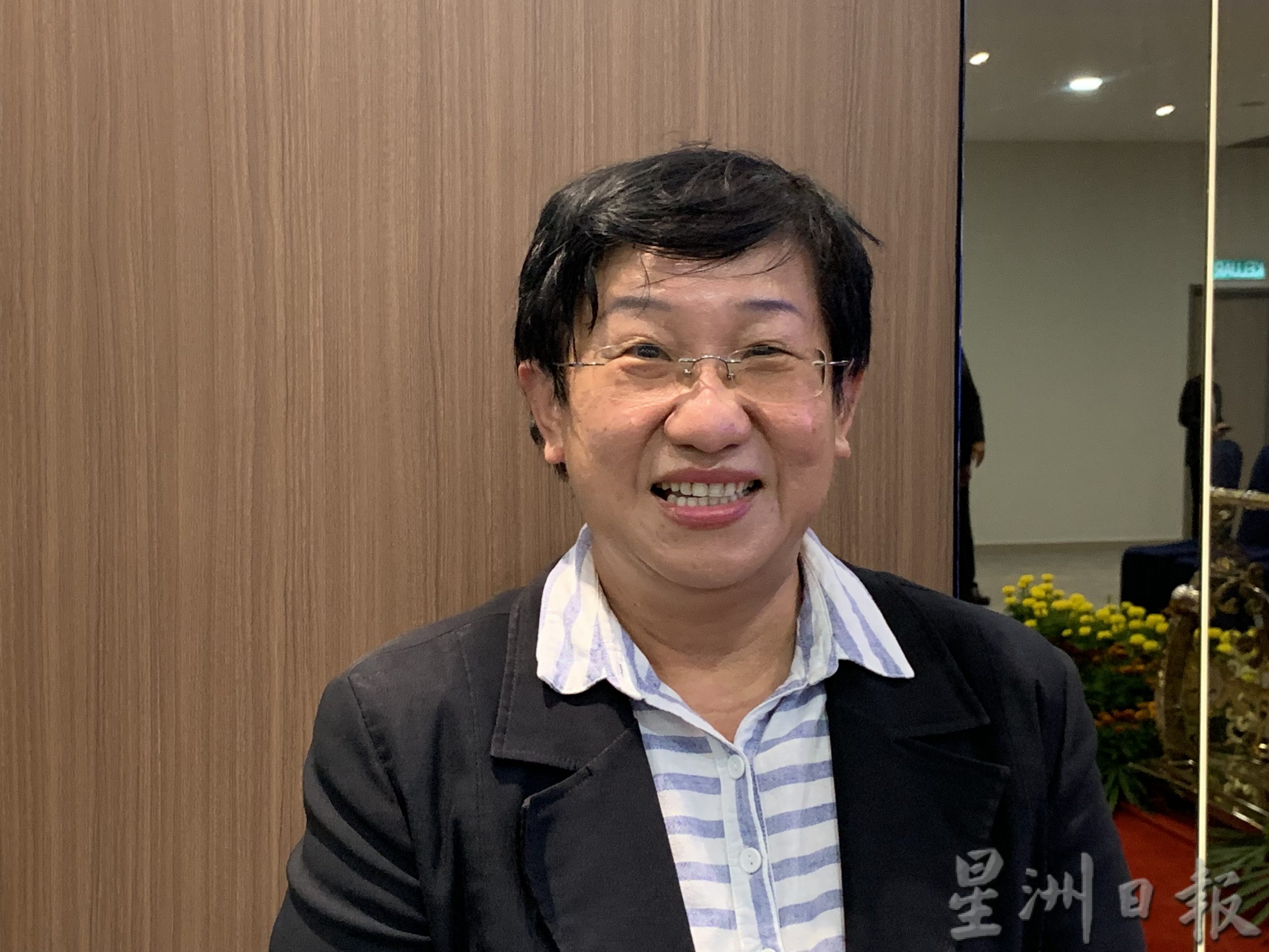 柔：新闻：共委24人 7来自马华  巴西古当23市议员宣誓