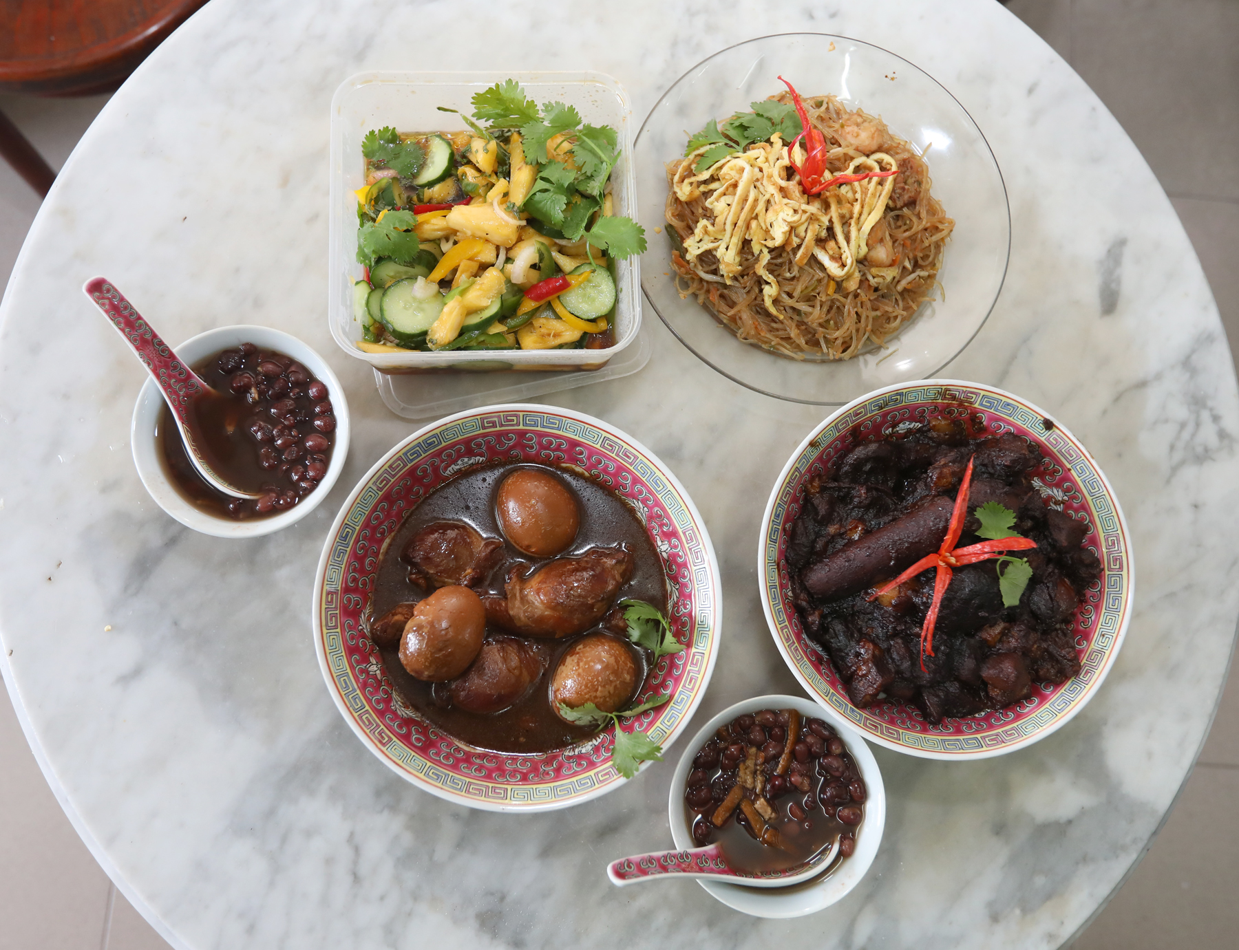 郭美丽传承前人手艺,自小学习不同传统风味菜肴