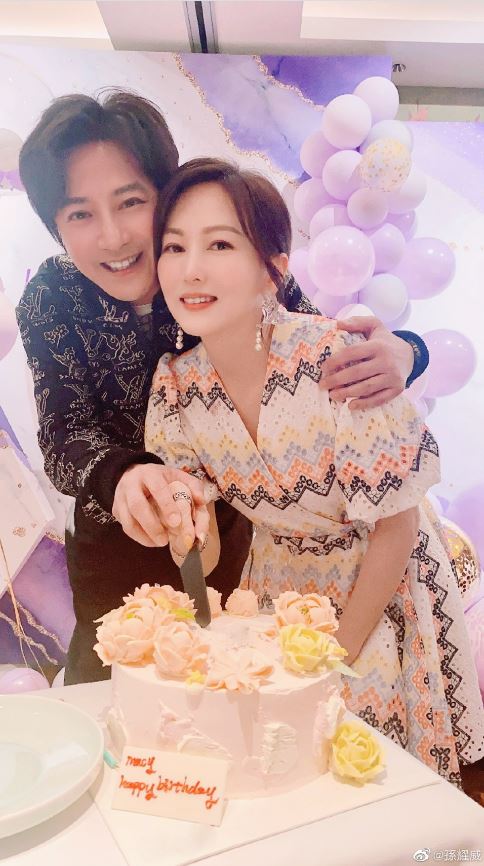 每晚通宵开直播 杨思琦被封最搏命艺人