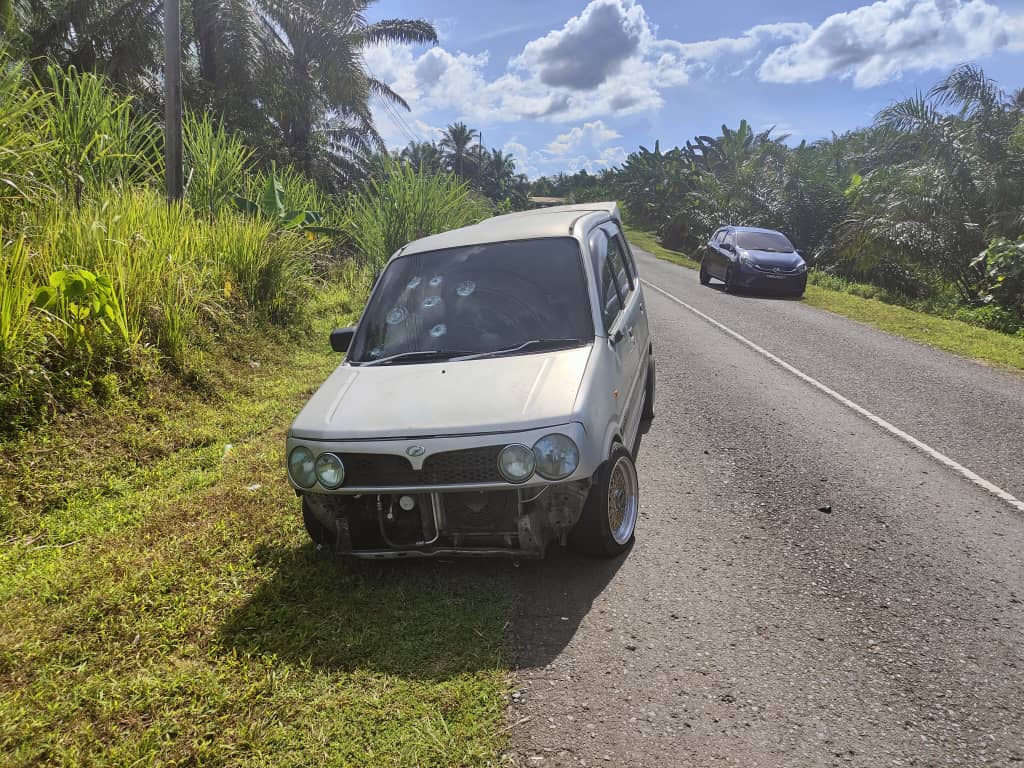毒贩拒捕企图撞警 警开枪射击视频曝光