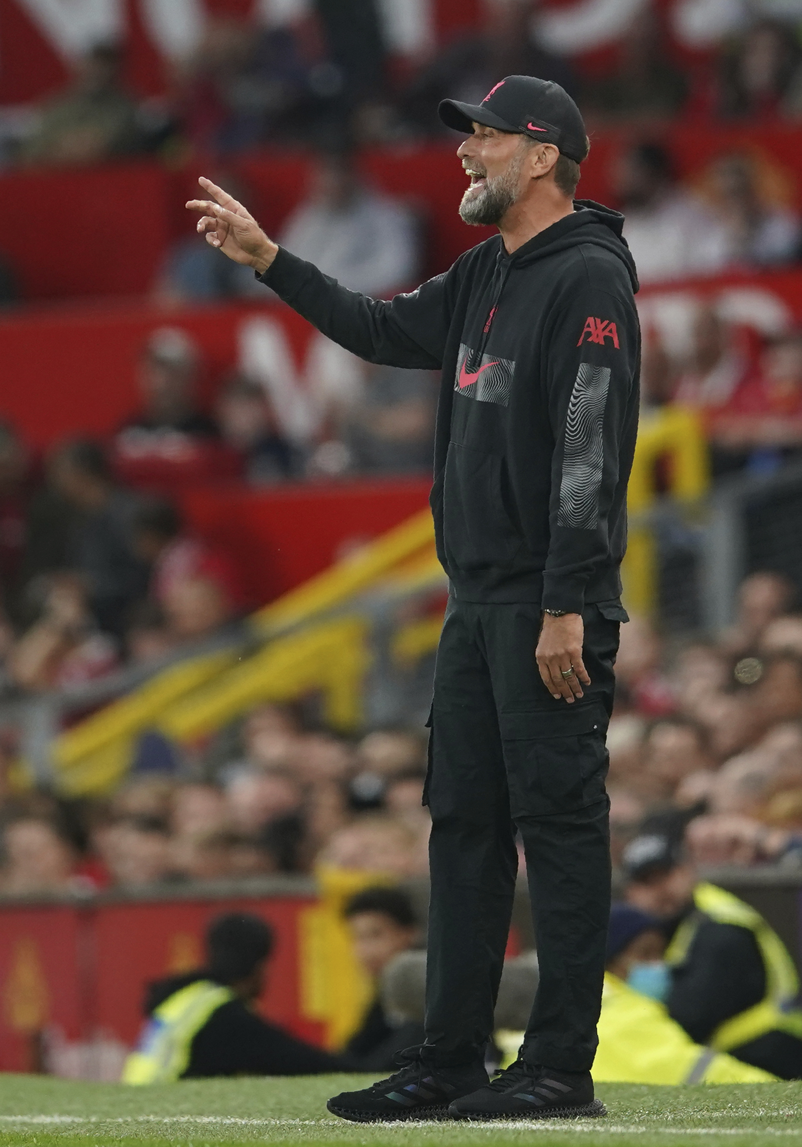 渣叔称曼联第2球越位了 腾哈格:我们赢在态度