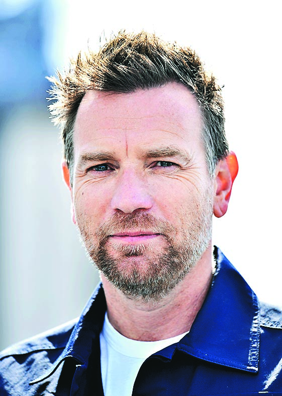 漫威杠上星战｜浩克一句话掀骂战  欧比王怒出言回击