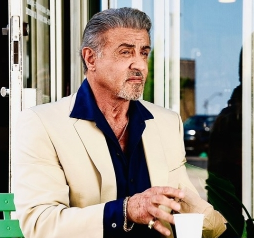 爱黄金不爱兄弟？ 史泰龙怒批杜夫伦格连 