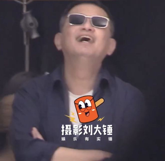 王菲拍广告罕晒性感 导演竟是王家卫