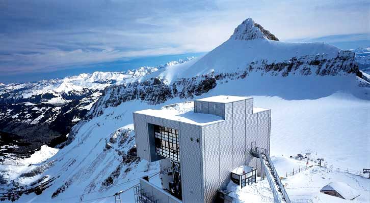 瑞士湖泊水位跌至创纪录低点 冰川快速融化