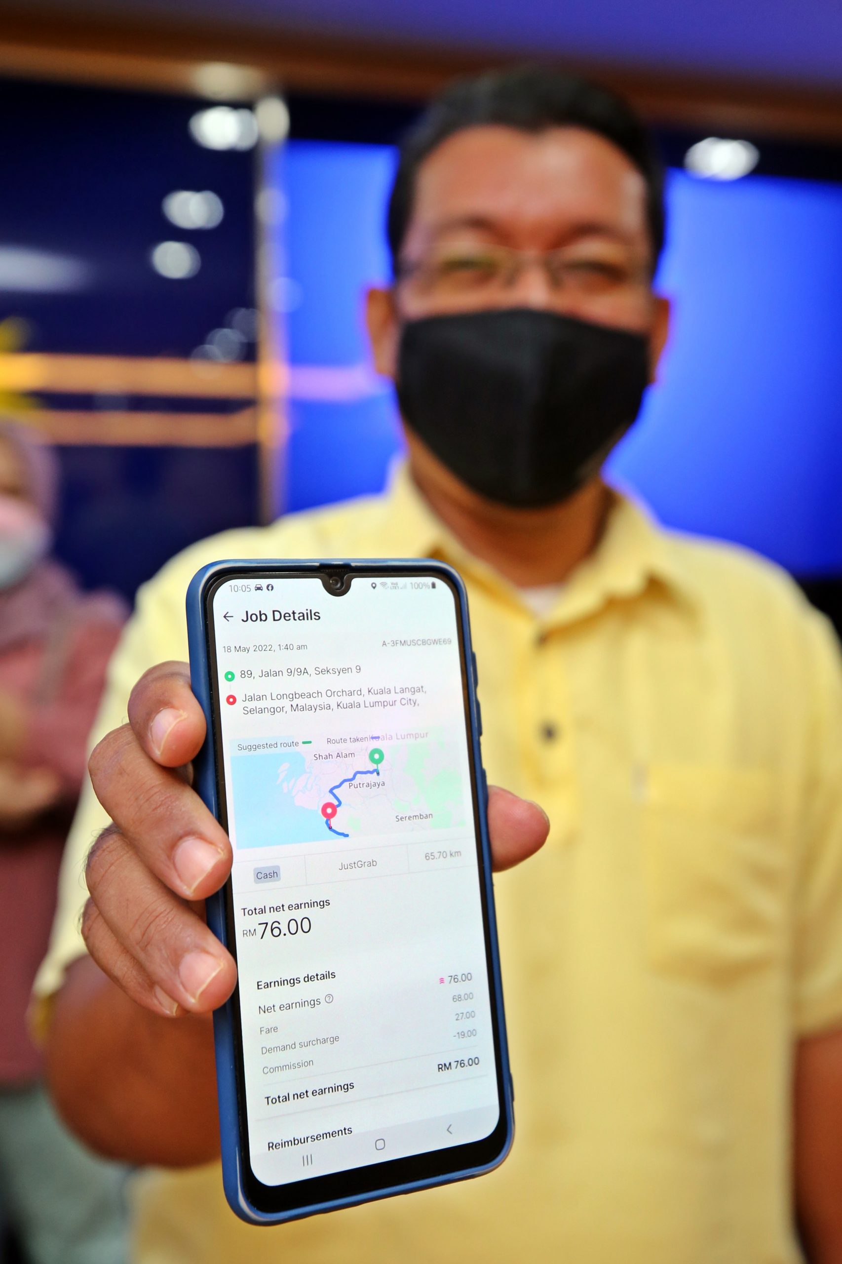 电召车司机误载非法外劳被警捕 被扣9天还遭黑警勒索2万