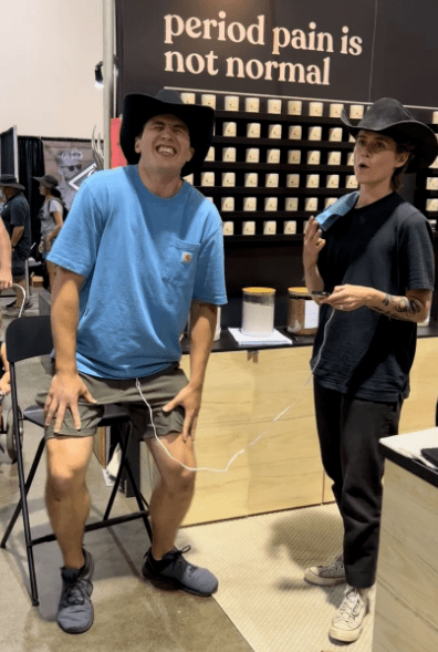 电子仪器模拟经痛　猛男纷纷投降