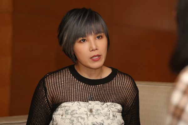 痛快做自己 李佳薇不囿于成见