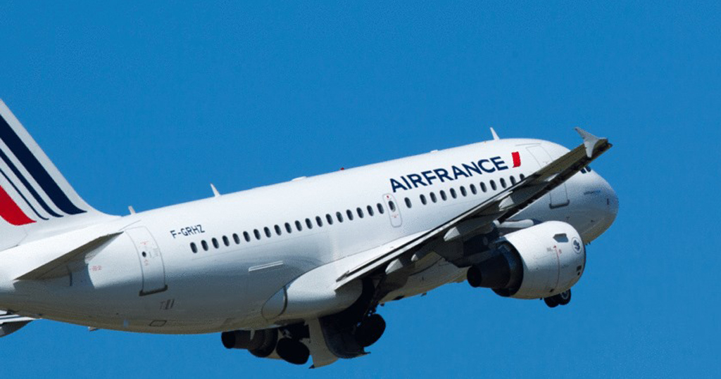 看世界 飞机飞一半 正副机师互殴 法航涉事者已停职　 