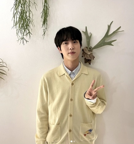 研议BTS服役可到海外演出 韩国防部长被骂翻