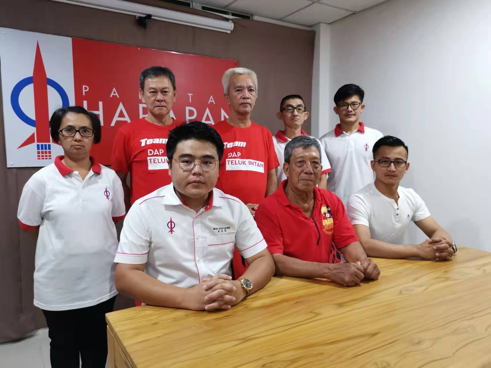 社青团关于禁播《雷神》的文告