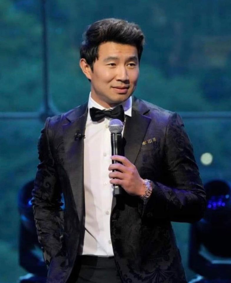 笑发RIP暗讽《蝙蝠女》遭腰斩？  刘思慕挨轰没品