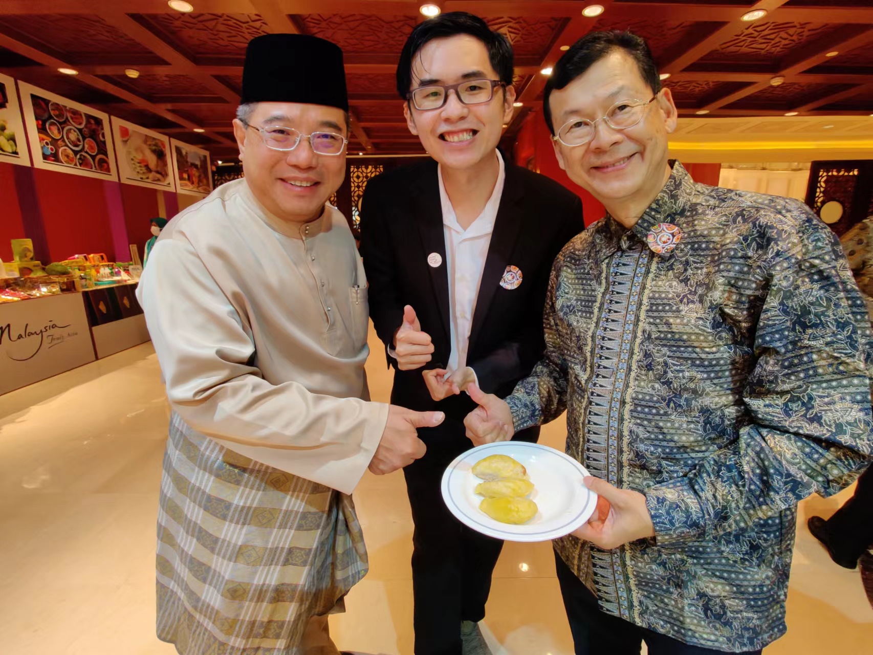 美食周北京开跑 大使力推元首后秘方狱友制酱料