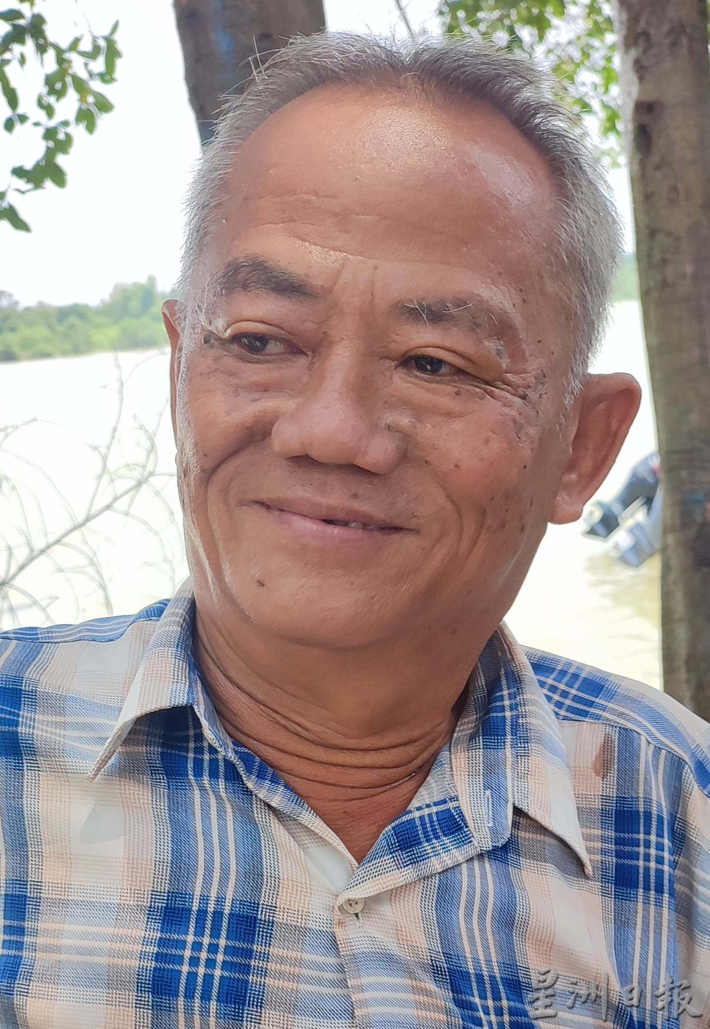 聚河畔休闲多成婚 安顺河畔非光棍窝