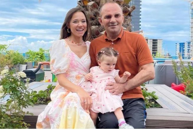 脱衣舞娘嫁富商连生“21宝”　老公洗钱被捕后日子惨变调