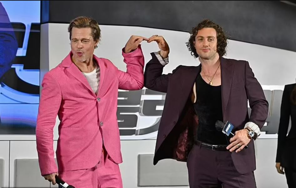 访韩不懂比韩式爱心 58岁毕彼特被笑老人家