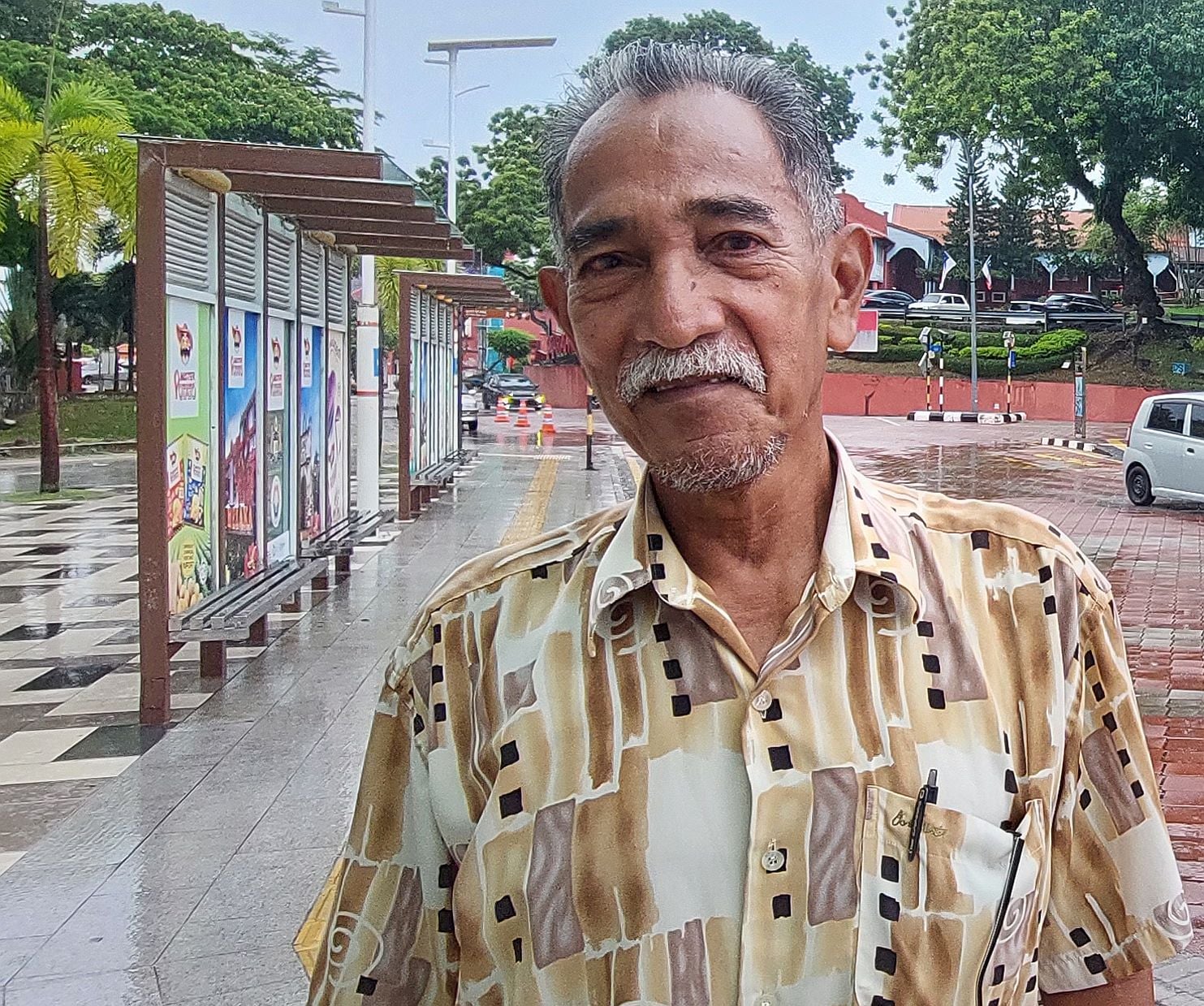 说故事的人记录葡村事迹