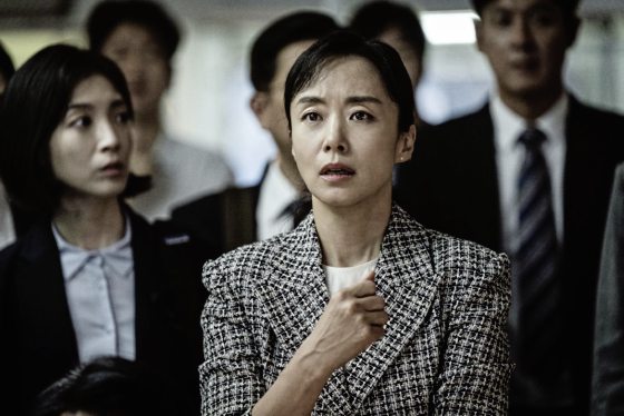 费比安／《紧急迫降》感同身受的空难片