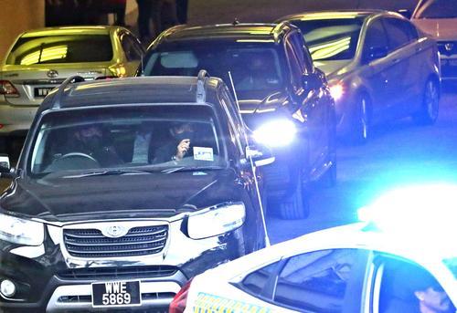 载送纳吉入狱车牌5869成红字买不到了!