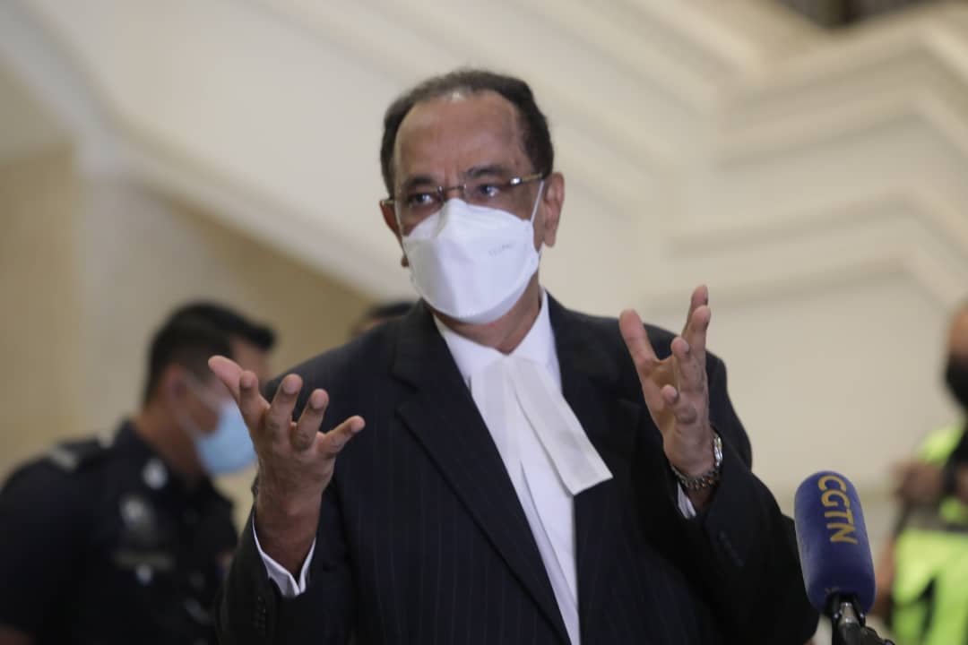 辩方律师要接捧陈词 主控官：“这里（法院）不是马戏团，不任由人随意走进走出！”