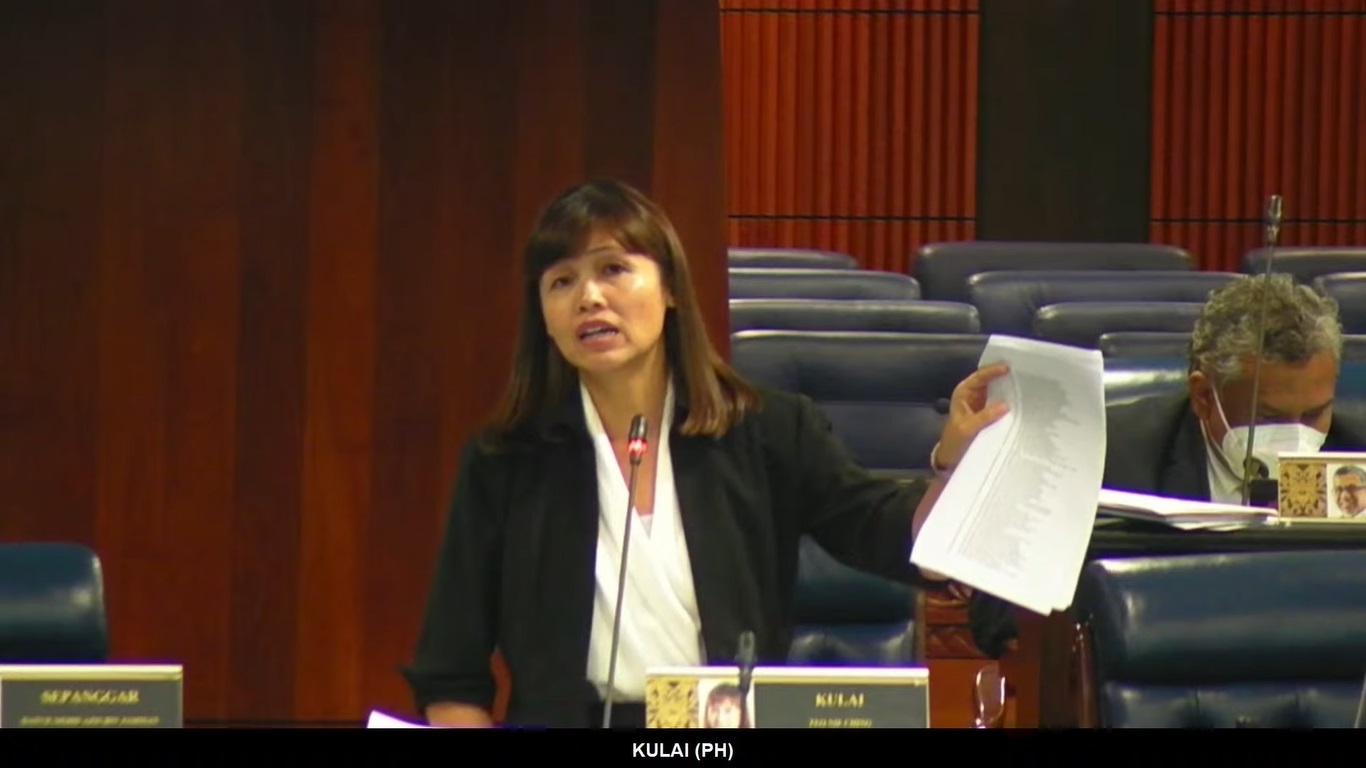 达祖丁禁足2天还来国会投票!张念群要议长交代