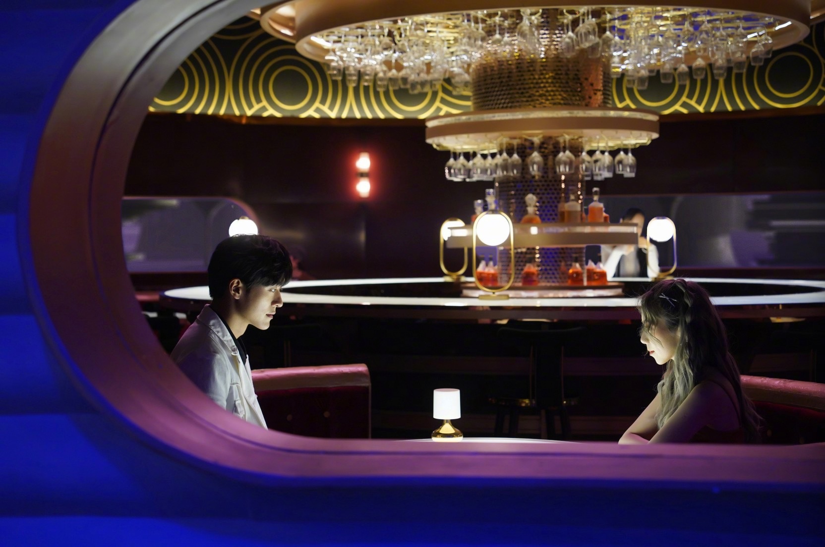 邓紫棋砸千万拍连续剧MV 鹿晗喊话“怎么没找我”