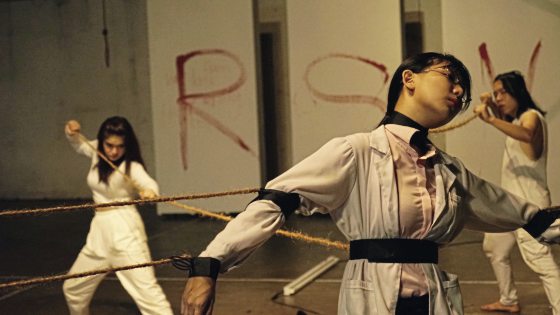 郭碧容/剧场新锐锺云凌──以戏剧《当夜来临》探讨精神疾病