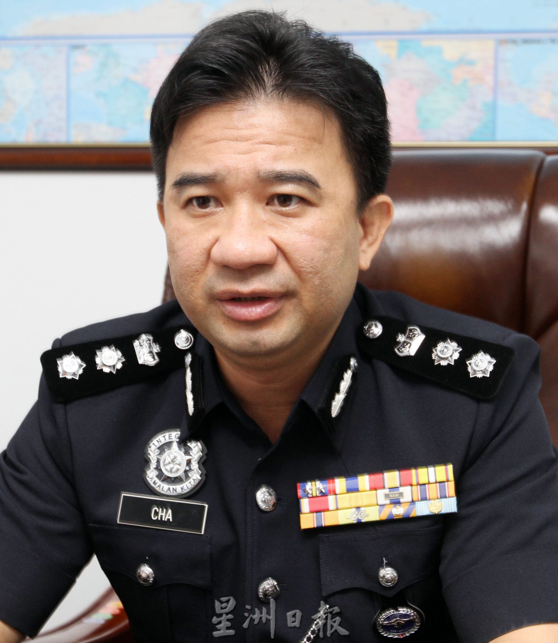 高薪诱来马打工被剥削 警救6外劳捕4中介