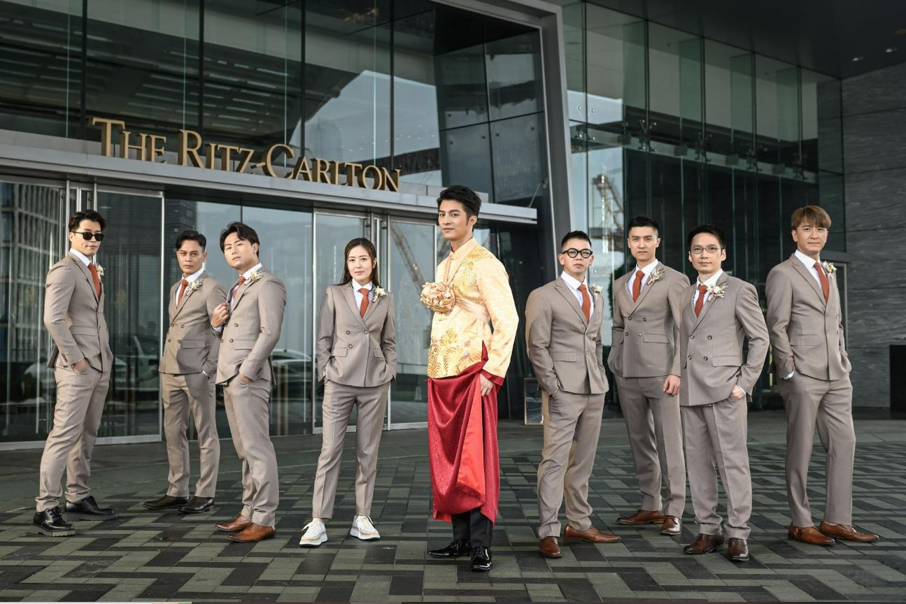 黄嘉乐结婚“铁马家族”齐聚 唐诗咏反串做兄弟